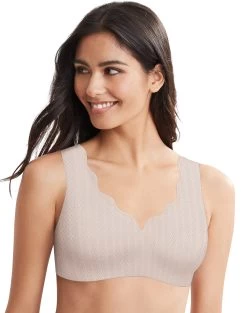 Hanes Womens Ultimate Ultra-Light Comfort Support Strap Wireless Bra 39 Hanes Womens Ultimate Ultra-Light Comfort Support Strap Wireless Bra -Outfit Fashion Shop 8a689146 3503 475e a3c2 0291b20f1877